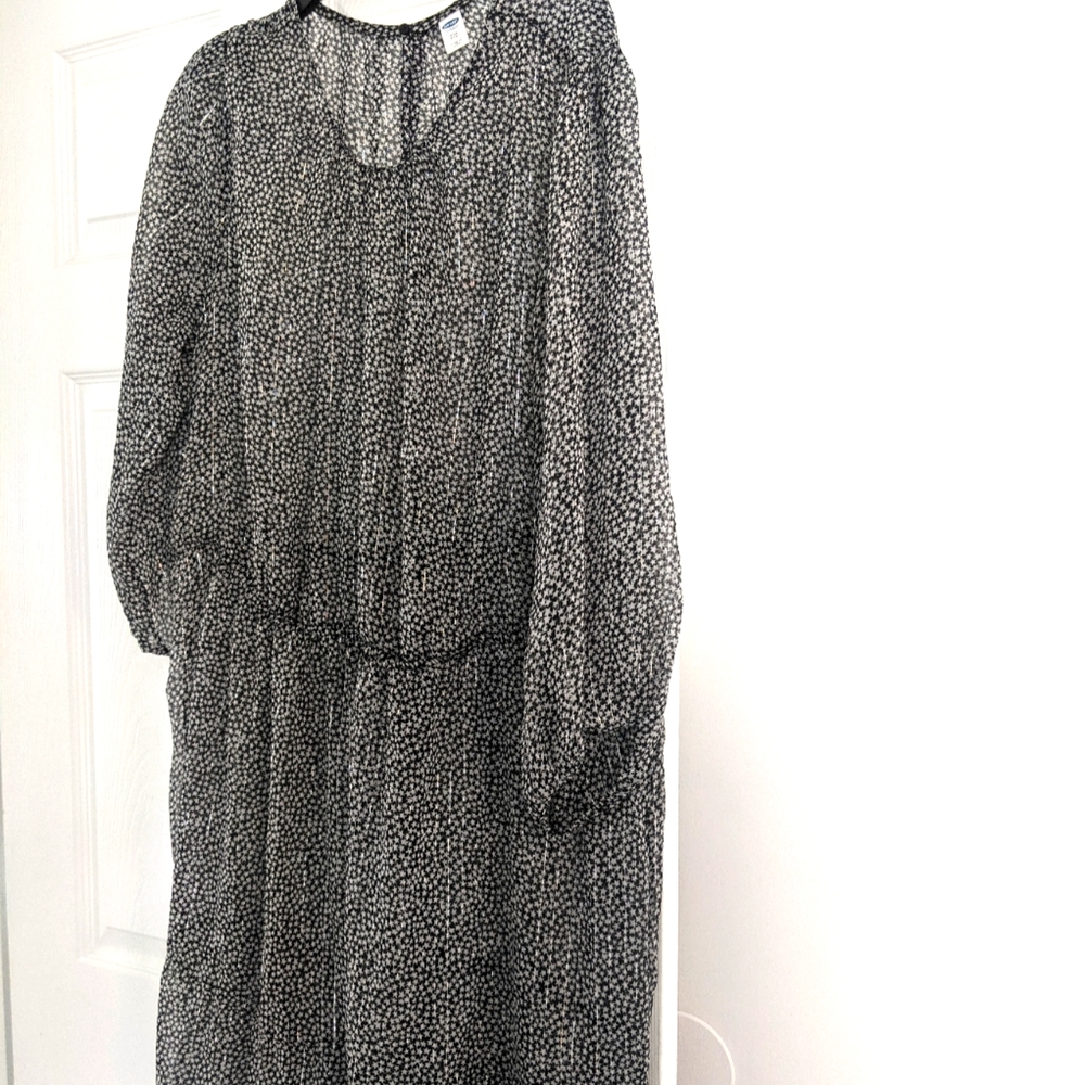 Old navy star patterned dress